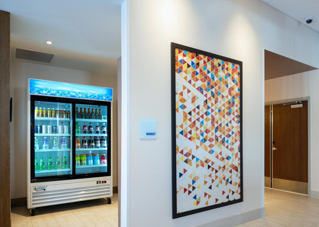 Holiday Inn Express & Suites - Tulsa Downtown - Arts District By Ihg Bagian luar foto