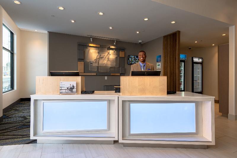 Holiday Inn Express & Suites - Tulsa Downtown - Arts District By Ihg Bagian luar foto