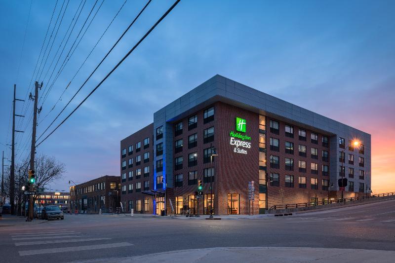 Holiday Inn Express & Suites - Tulsa Downtown - Arts District By Ihg Bagian luar foto